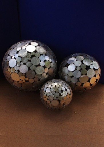 G000124 Stainless random circle balls